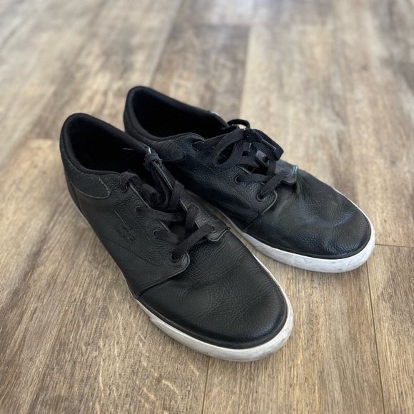 Lacoste Minzah Low-Profile Black Faux-Leather Sneakers - Picture 9 of 10